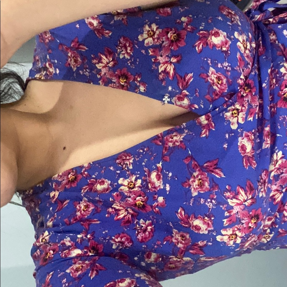 Shirt - Picture 3 of 4